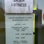 Superior Bukowinska, Studio, Pool & Gym! Metro Wilanowska, Garage Parking! 24h Reception! * Varsovie
