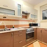 Superior Bukowinska, Studio, Pool & Gym! Metro Wilanowska, Garage Parking! 24h Reception! Apartman *