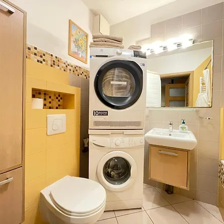 Superior Bukowinska, Studio, Pool & Gym! Metro Wilanowska, Garage Parking! 24h Reception! Appartement Varsovie