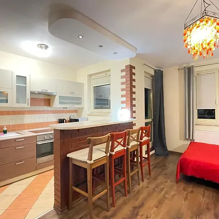 Superior Bukowinska, Studio, Pool & Gym! Metro Wilanowska, Garage Parking! 24h Reception! * Warsaw