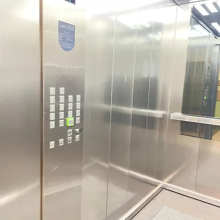 Superior Bukowinska, Studio, Pool & Gym! Metro Wilanowska, Garage Parking! 24h Reception! Warszawa